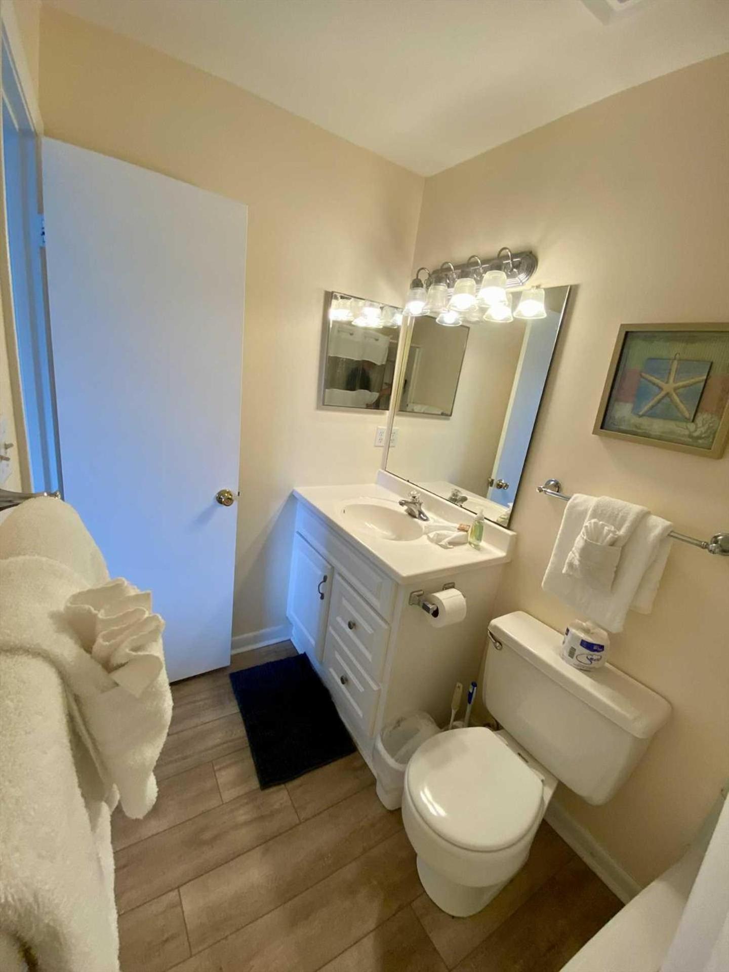Lighthouse Point Rental 8B 티베아일랜드 외부 사진